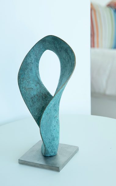 Small bronze sculpture, Swirl